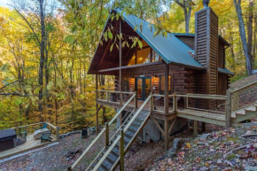 Candle Creek Lodge w/ Hot tub!